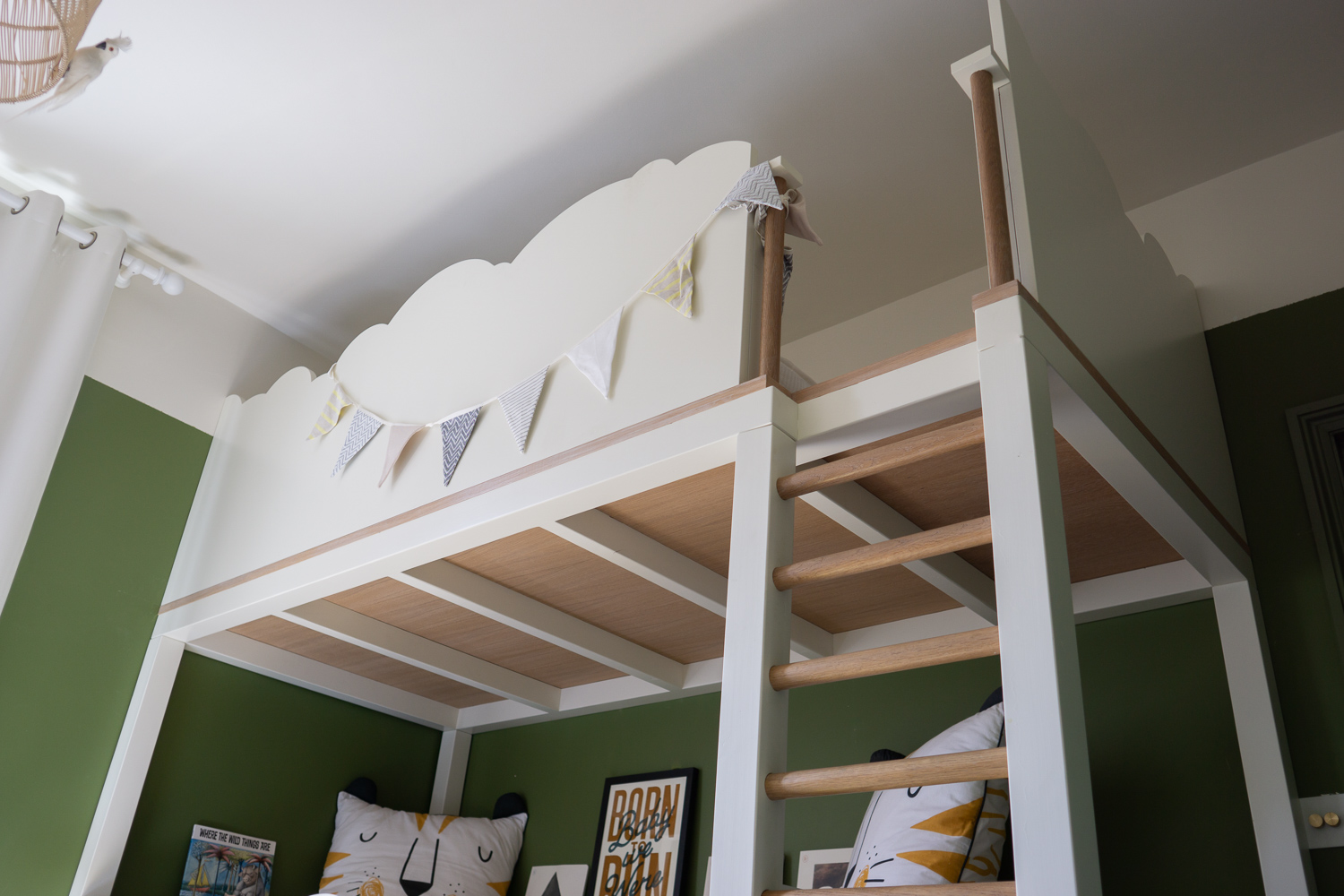 Upper Bunk, Fits a twin and is super cozy up there. 
