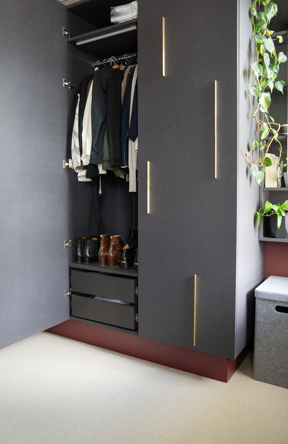 Wardrobe Inside, Some units have 2 drawers some 4 drawers.
