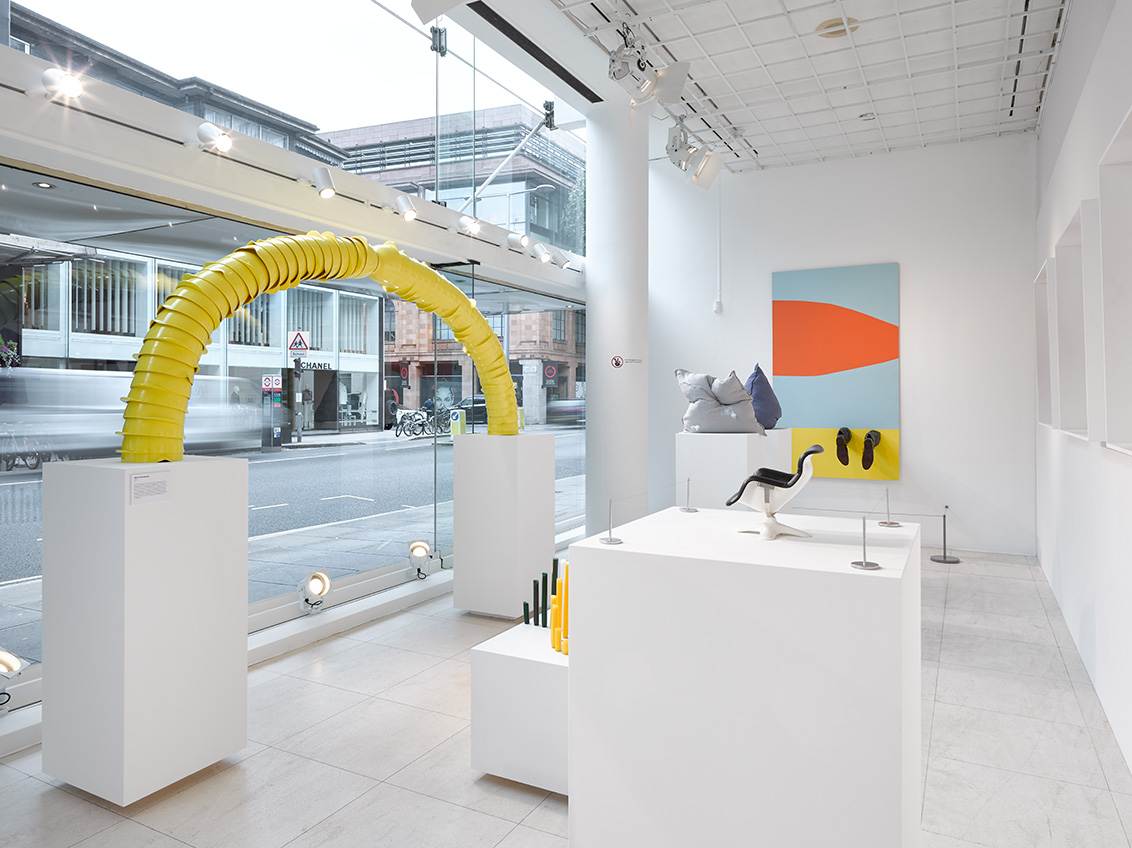 INTERIOR, Free-standing bowl sculpture & plinths.
