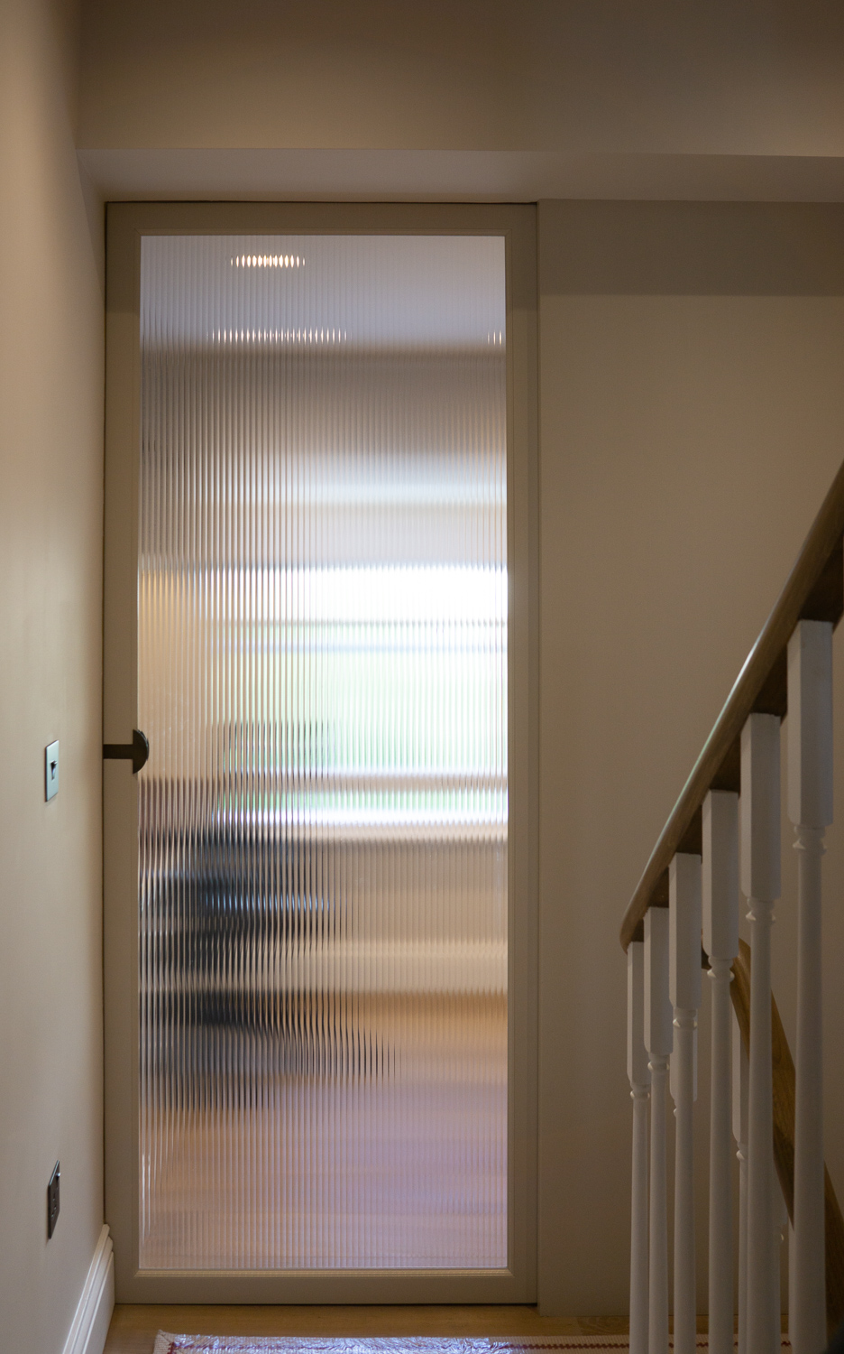 Pocket Door, Closed view on landing.