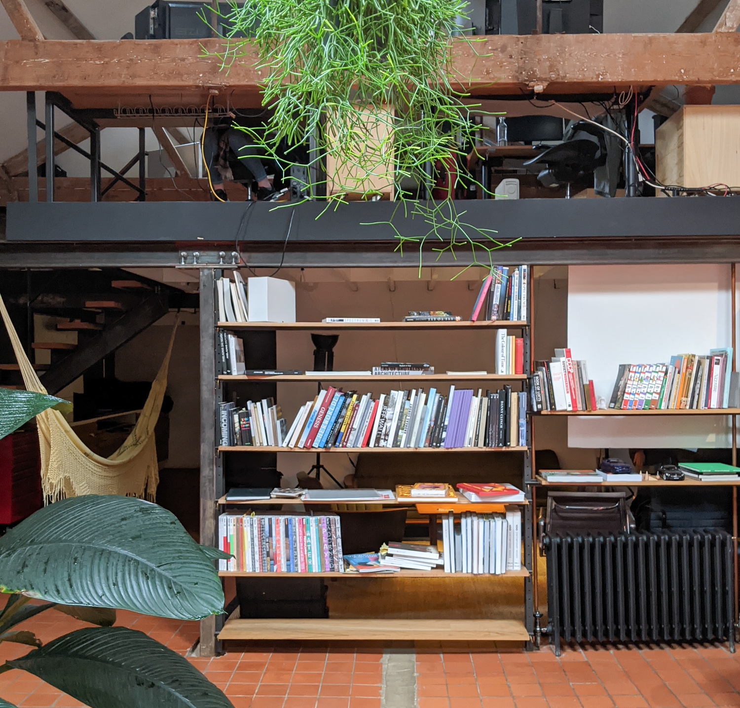 Key System Shelving, Solid oak shelves with steel undersupports. Bent brass key system for adjustments. Waxed mild steel.
