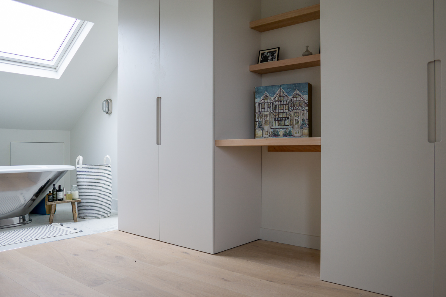 TENNYSON ROAD, Master Wardrobes with CNC handles and Douglas Fir shelving
